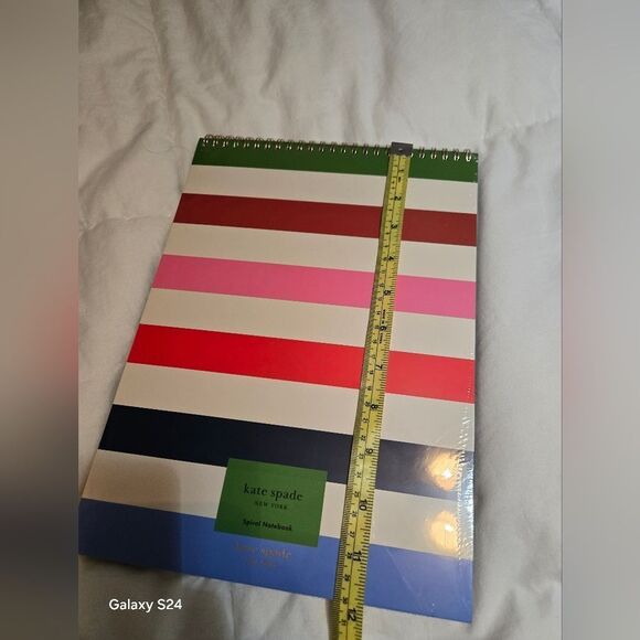 Kate Spade New York Large College Ruled Notebook, Top Spiral Notebook  160 Pages - Picture 6 of 9